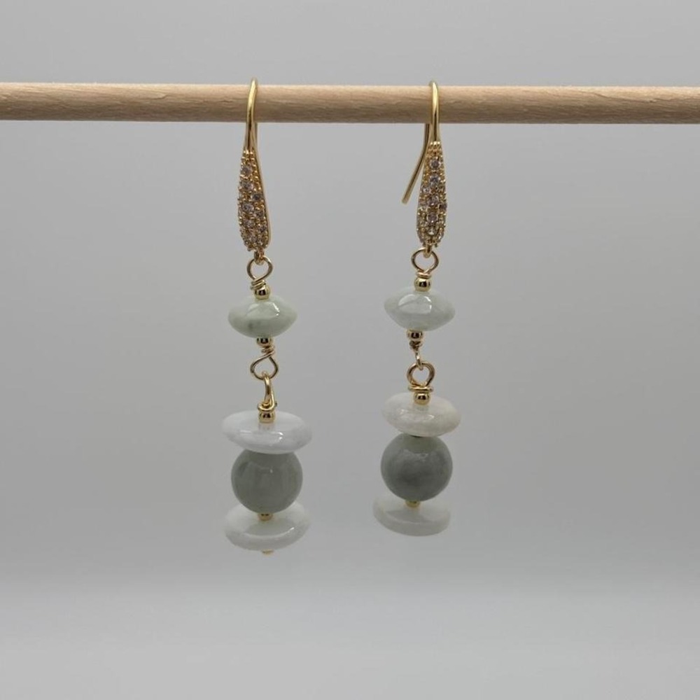 Burma‎ Jade with Gold Plated earring hooks Women's earrings - Picture 3 of 6
